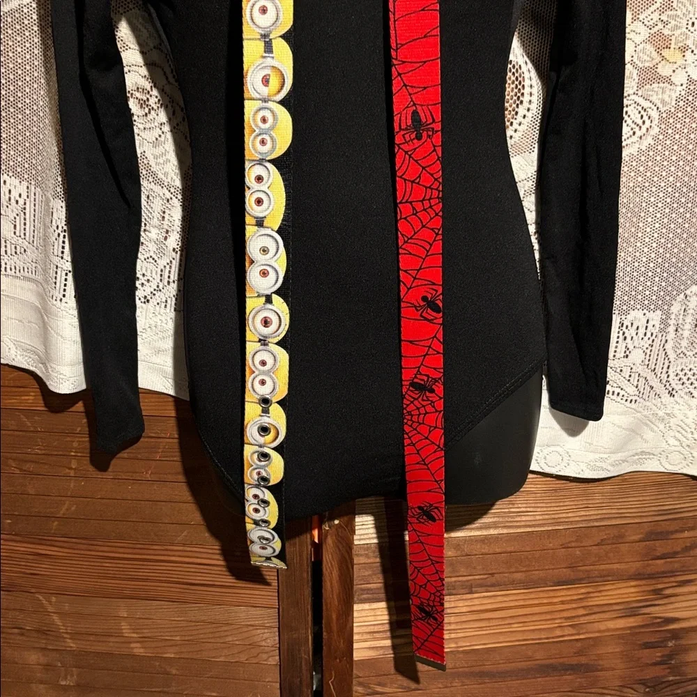 Two Graphic kids Belts marvel spider man osfm and despicable me m/l